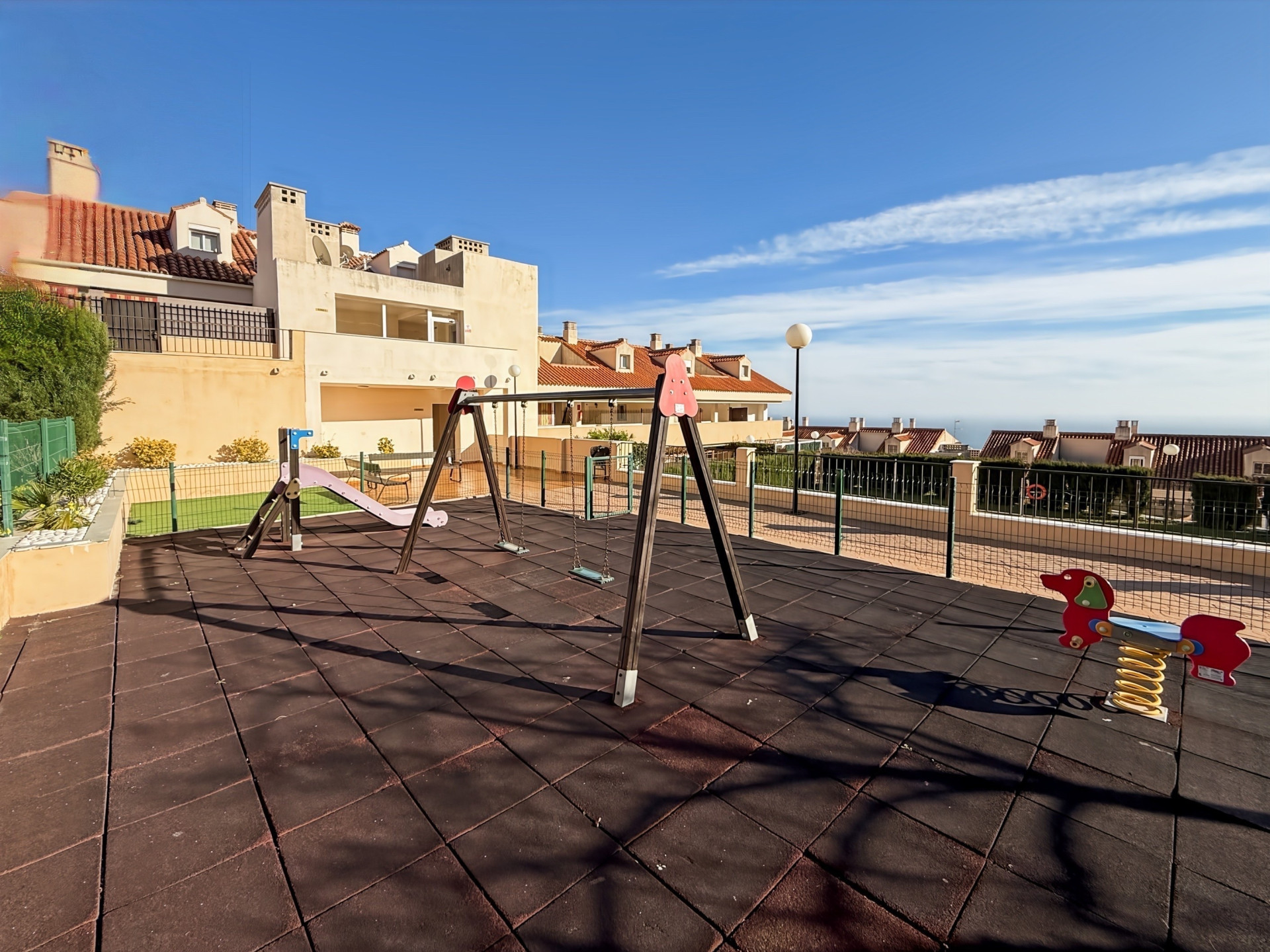 4 Bedroom Penthouse in Benalmádena - Photo 24