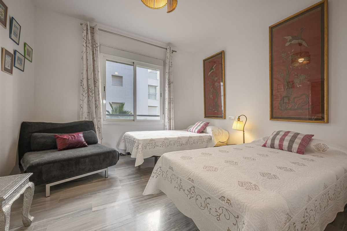 2 Bedroom Apartment in Marbella - Photo 16