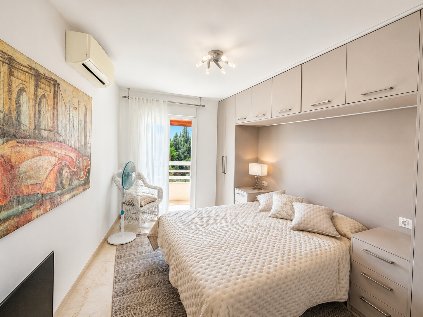 Piso de 3 dormitorios con piscina en Málaga – Foto 17