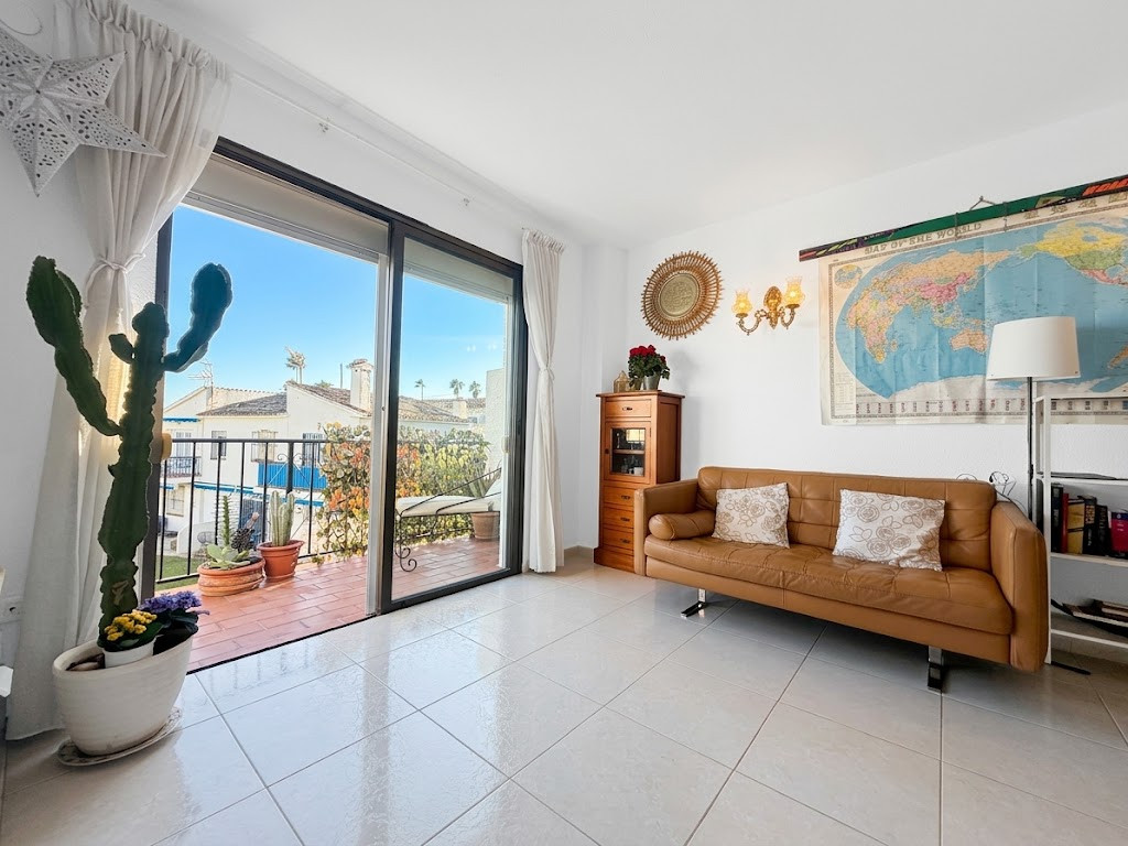 2 Bedroom Apartment in Mijas - Фото 5