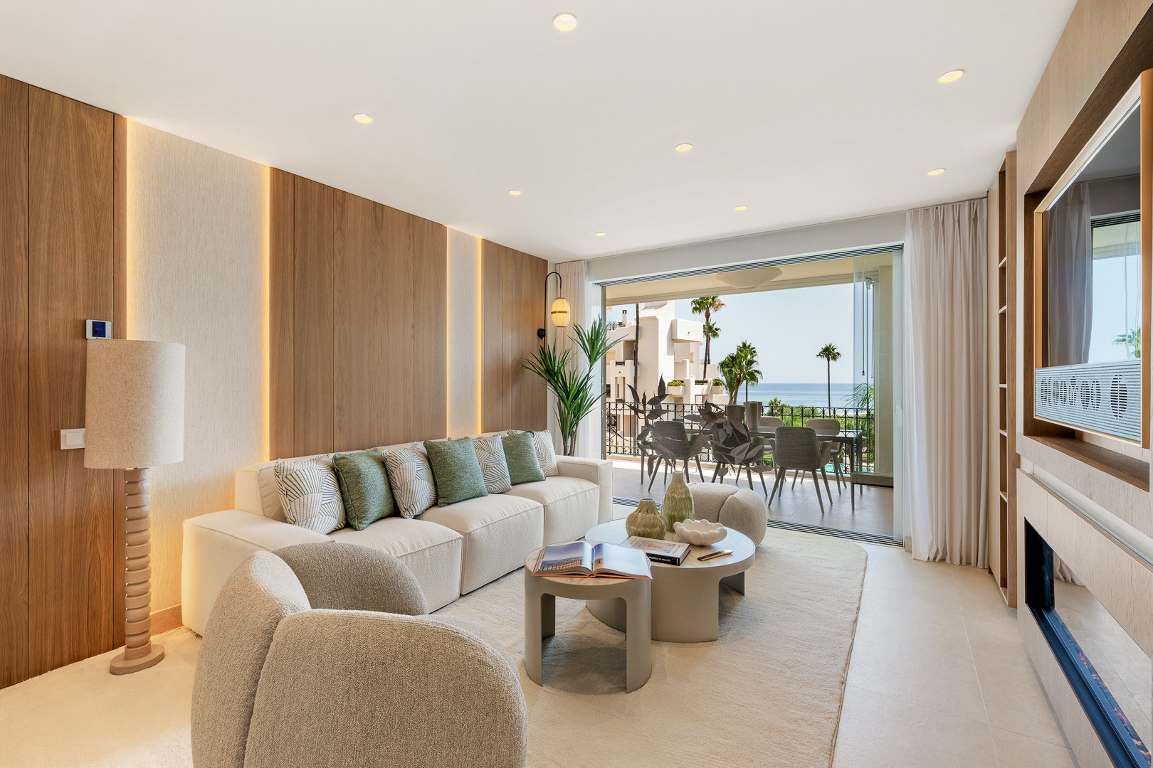 3 Bedroom Apartment in Estepona - Photo 12