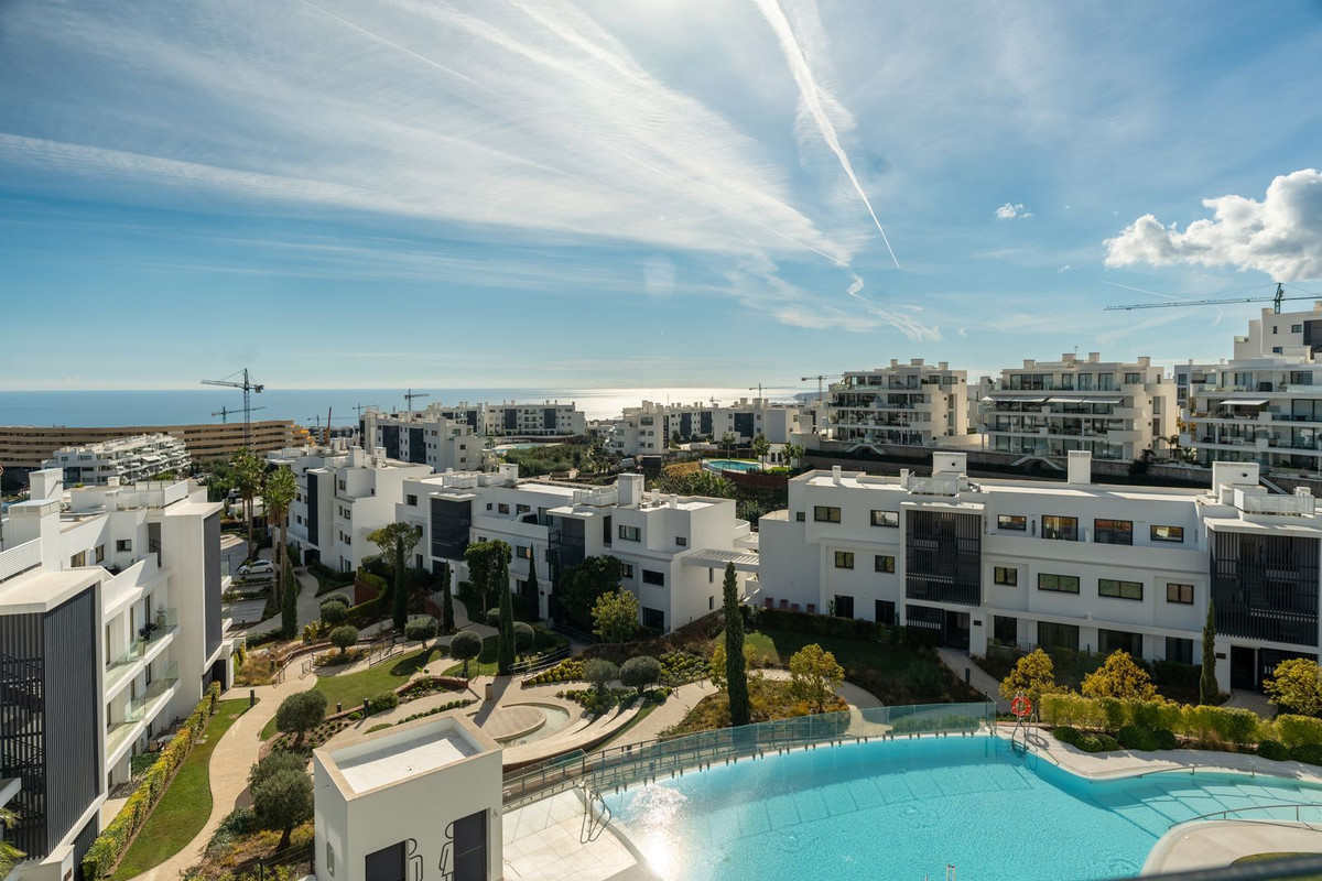 3 Bedroom Penthouse in Fuengirola - Photo 10