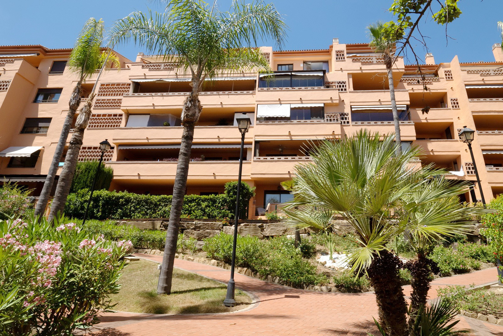 3 Bedroom Apartment in Marbella - Photo 33