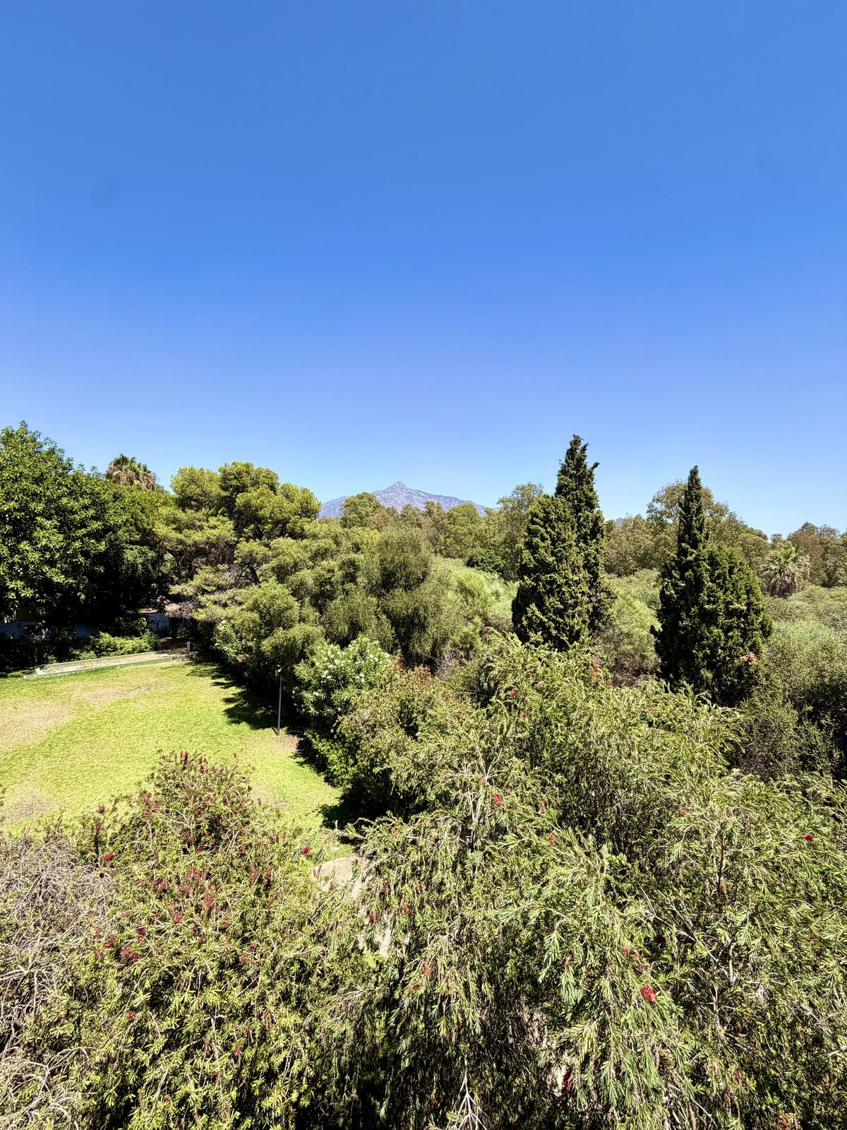 2 Bedroom Apartment in Marbella - Photo 11