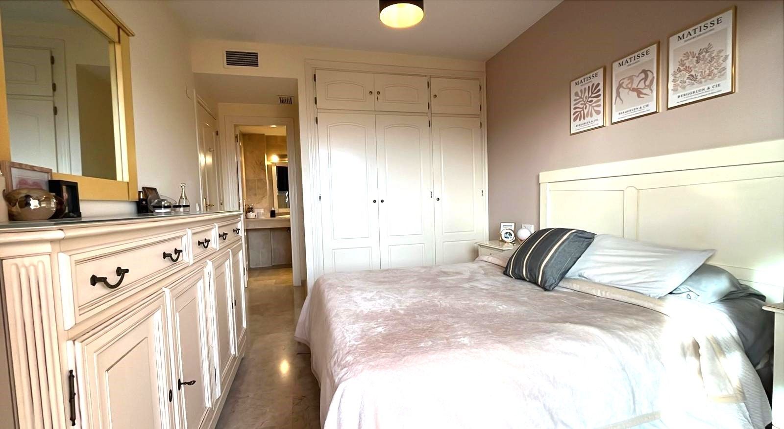 3 Bedroom Apartment in Mijas - Photo 19