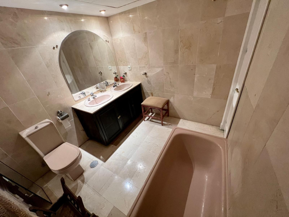 4 Bedroom Villa in Benahavís - Foto 12