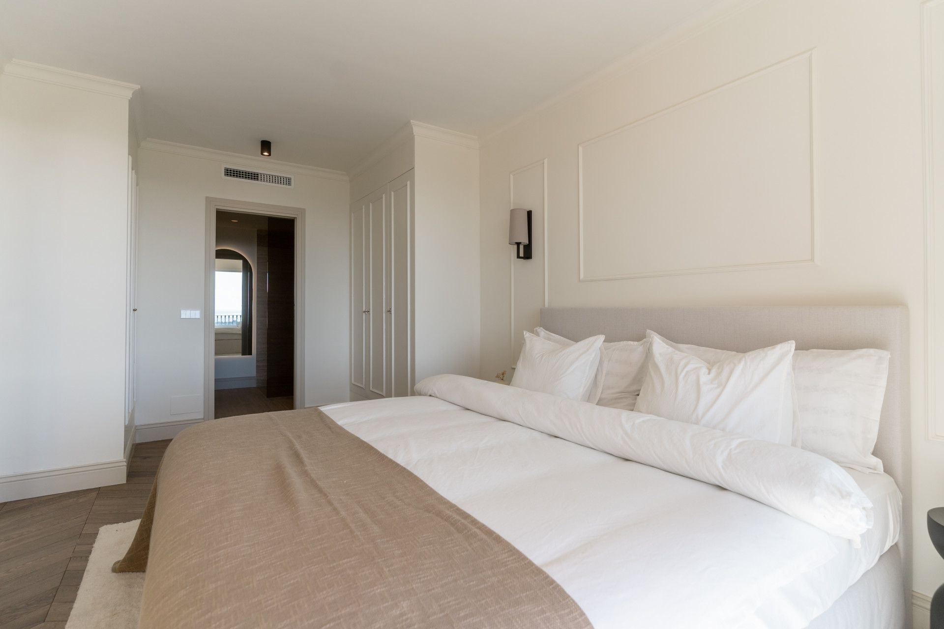 4 Bedroom Townhouse in Benahavís - Photo 20