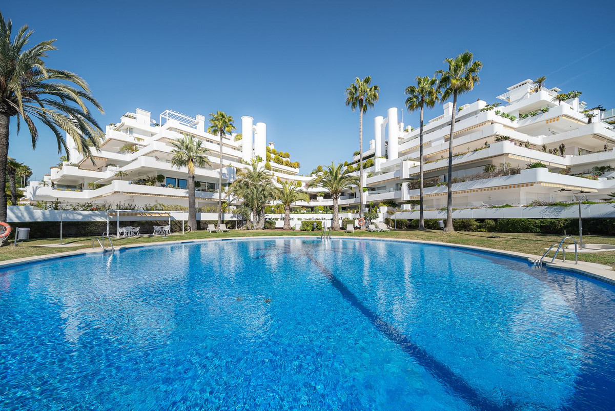 3 Bedroom Apartment in Marbella - Photo 57