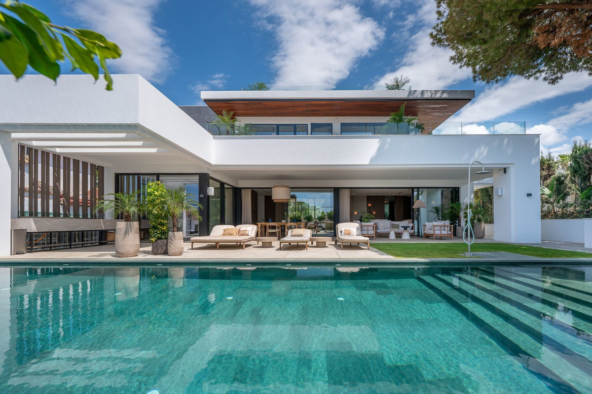 6 Bedroom Villa in Marbella