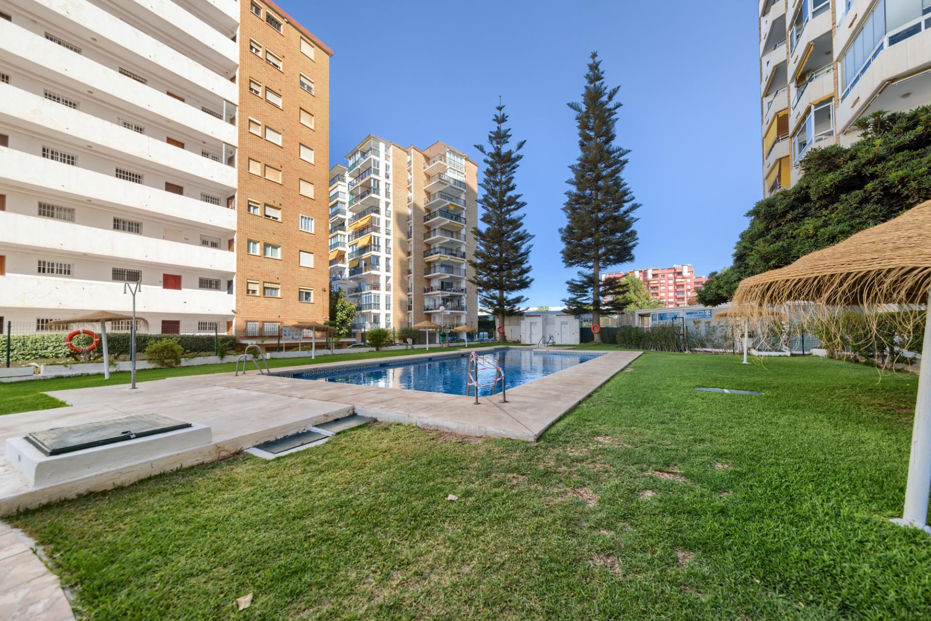 3 Bedroom Apartment in Fuengirola - Photo 41