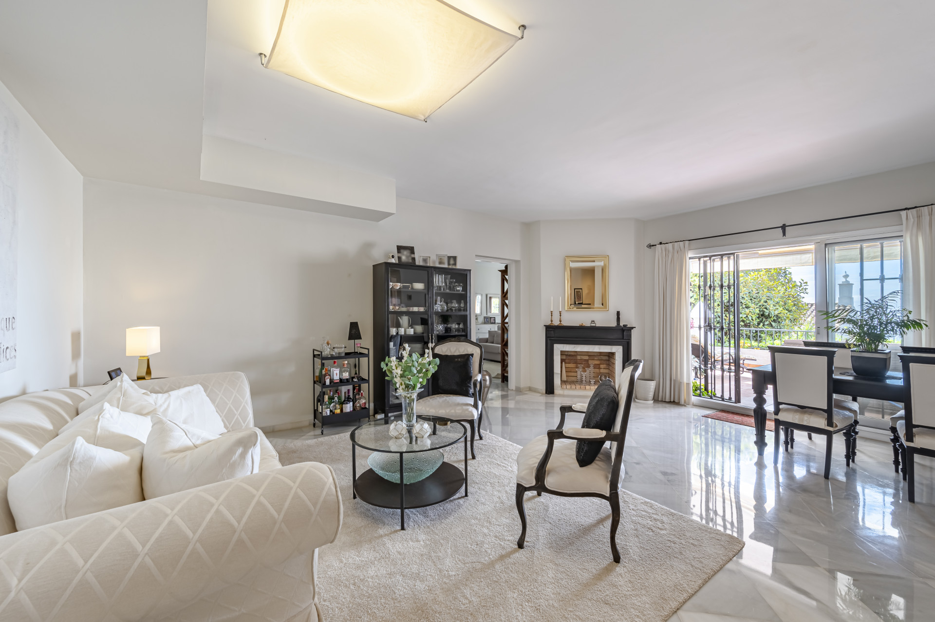 2 Bedroom Apartment in Benahavís - Фото 9