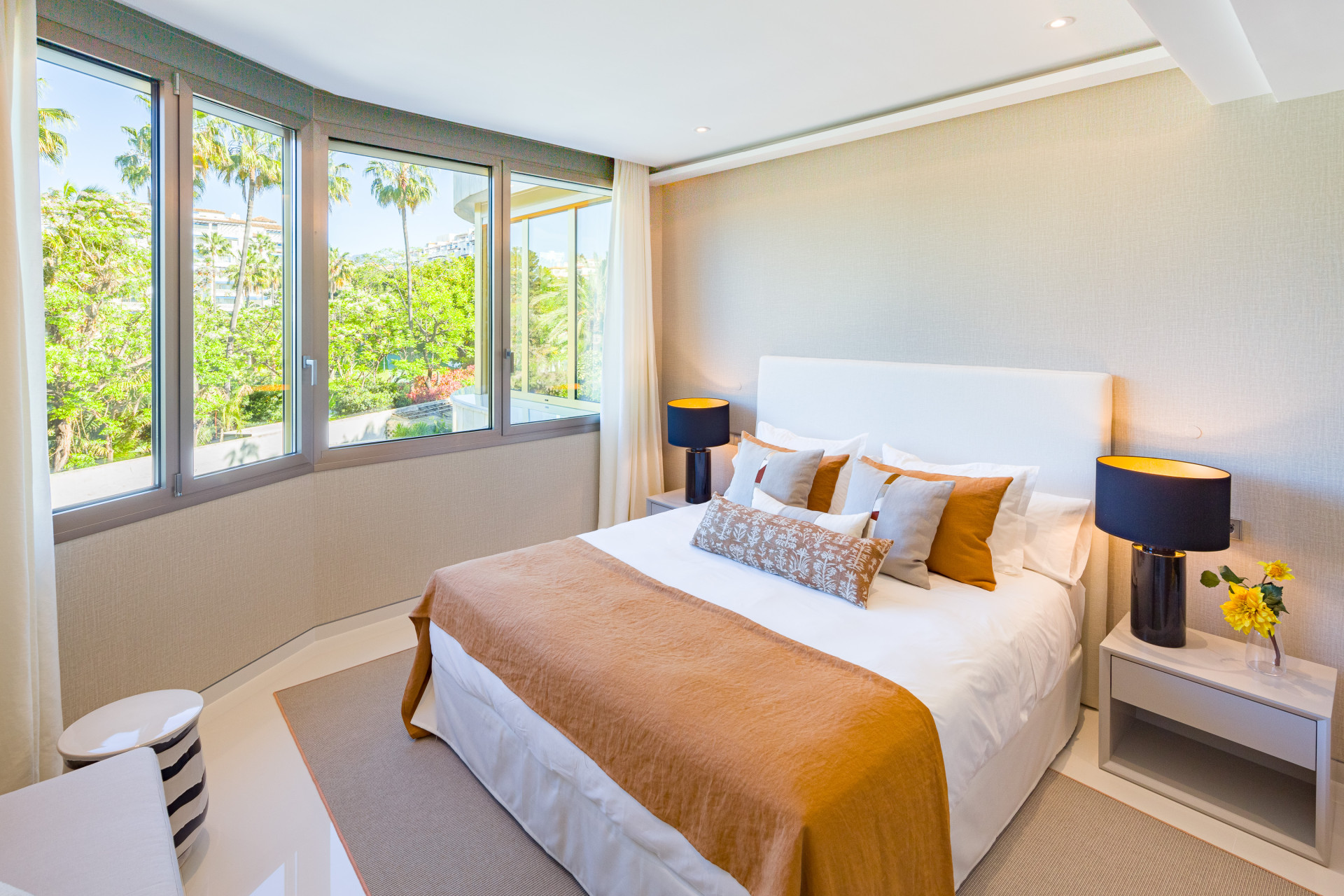 4 Bedroom Apartment in Marbella - Photo 17