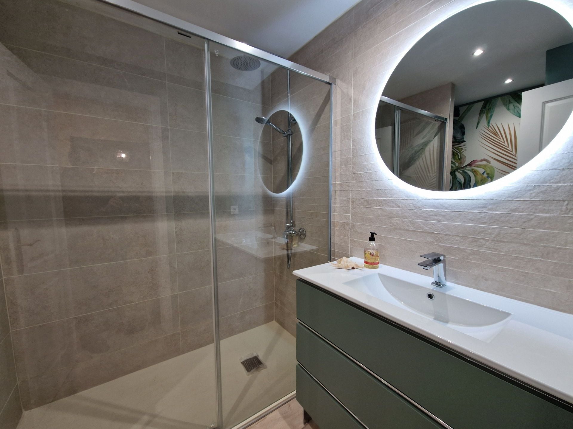 3 Bedroom Apartment in Marbella - Photo 8