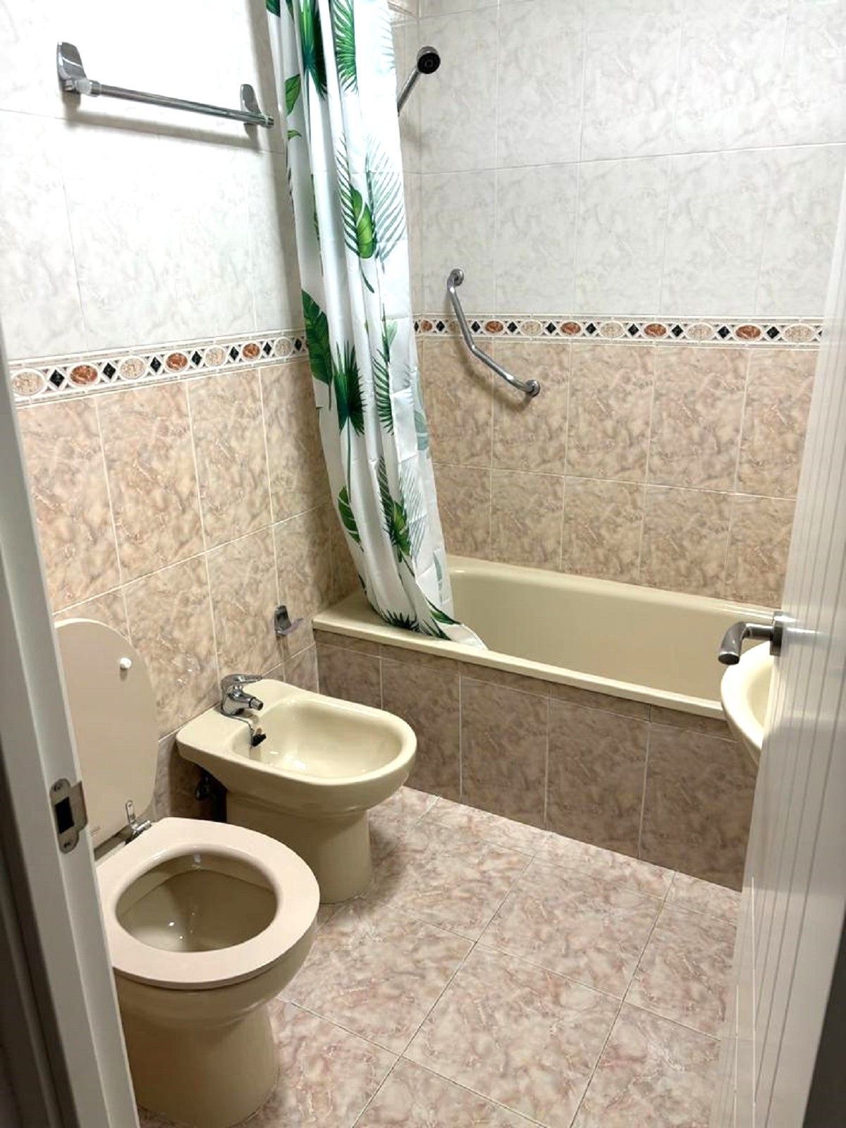 2 Bedroom Apartment in Mijas - Photo 10