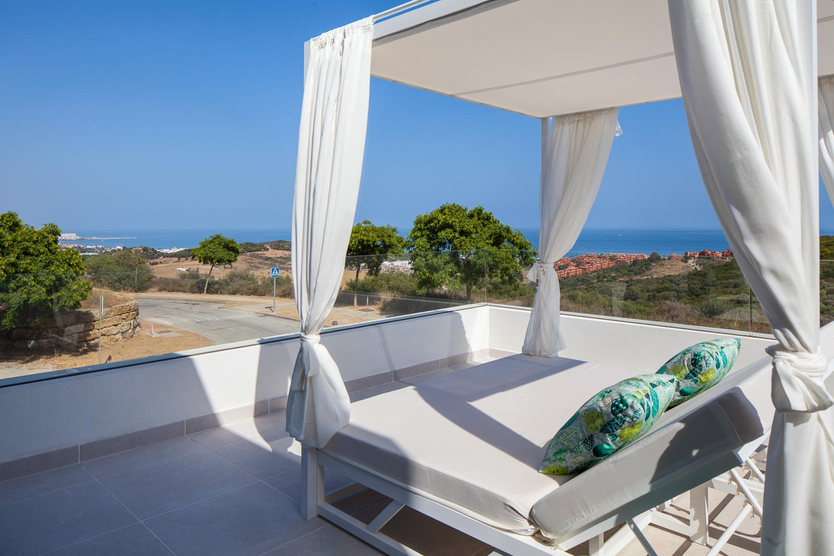 4 Bedroom Villa in Casares - Photo 4