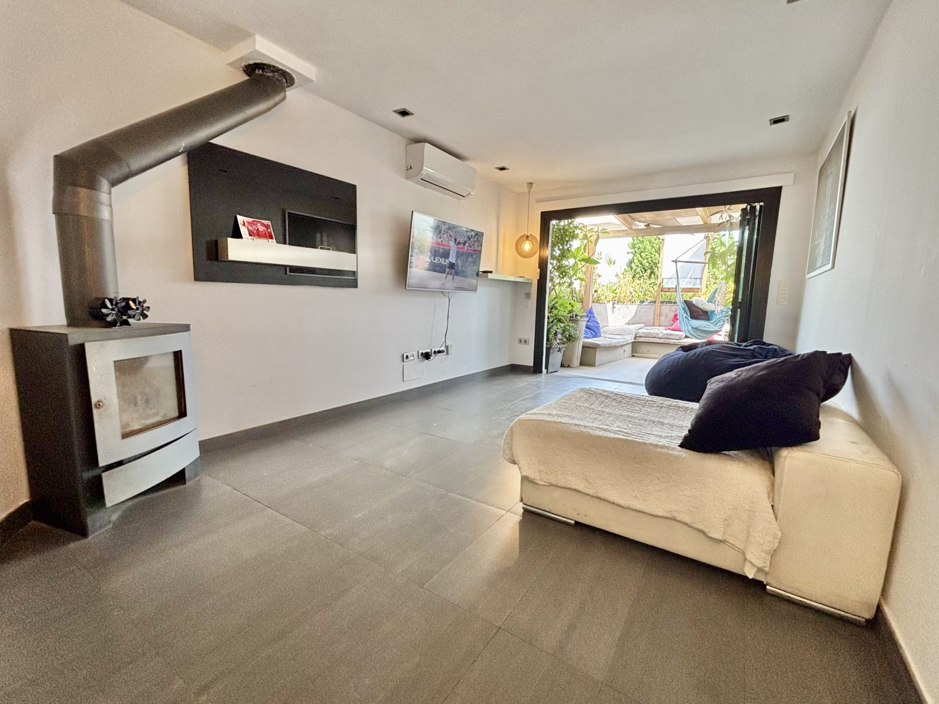 4 Bedroom Townhouse in Mijas - Photo 4