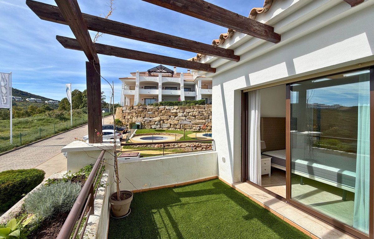 3 Bedroom Apartment in Casares - Photo 32