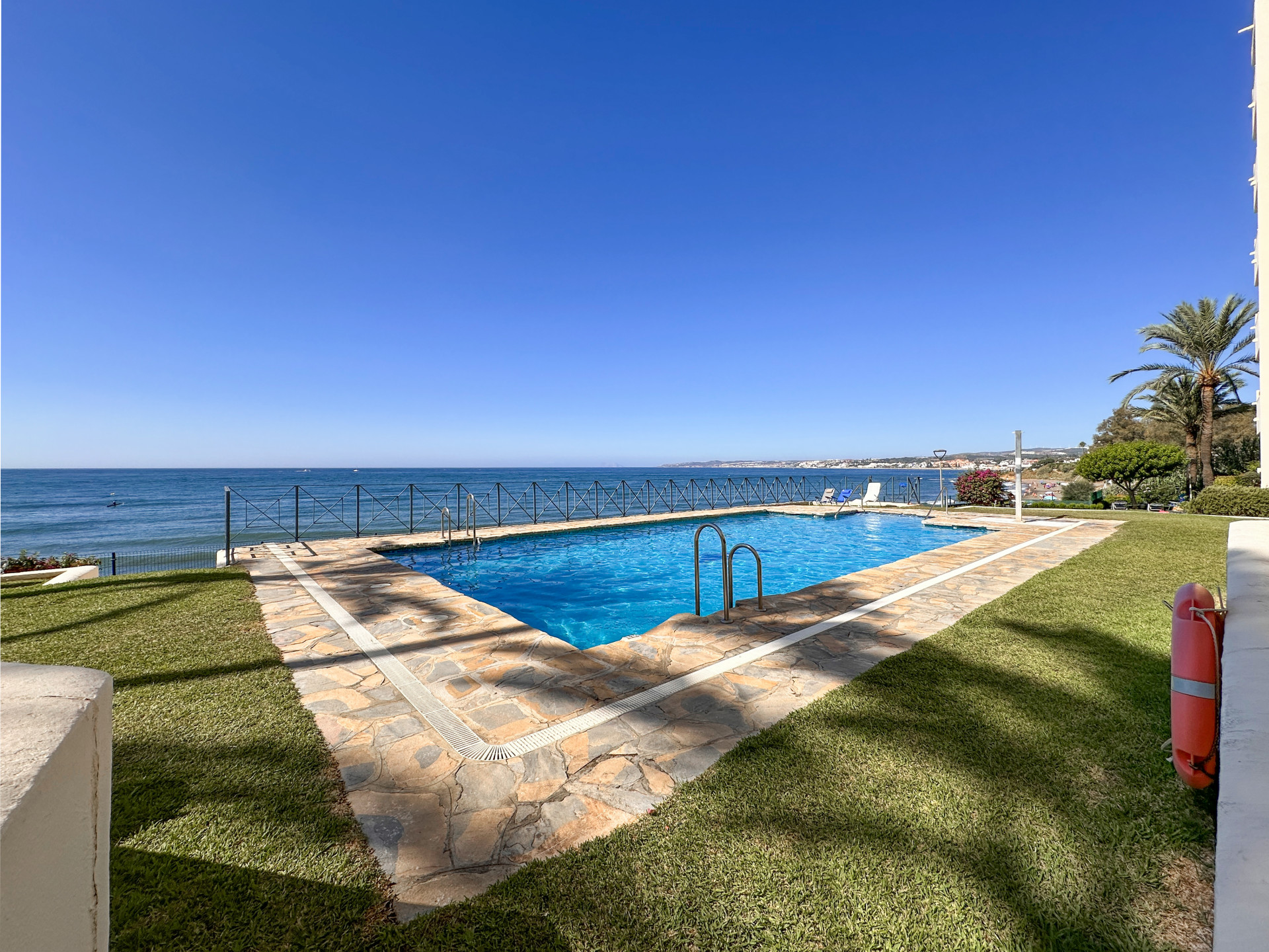 2 Bedroom Apartment in Estepona