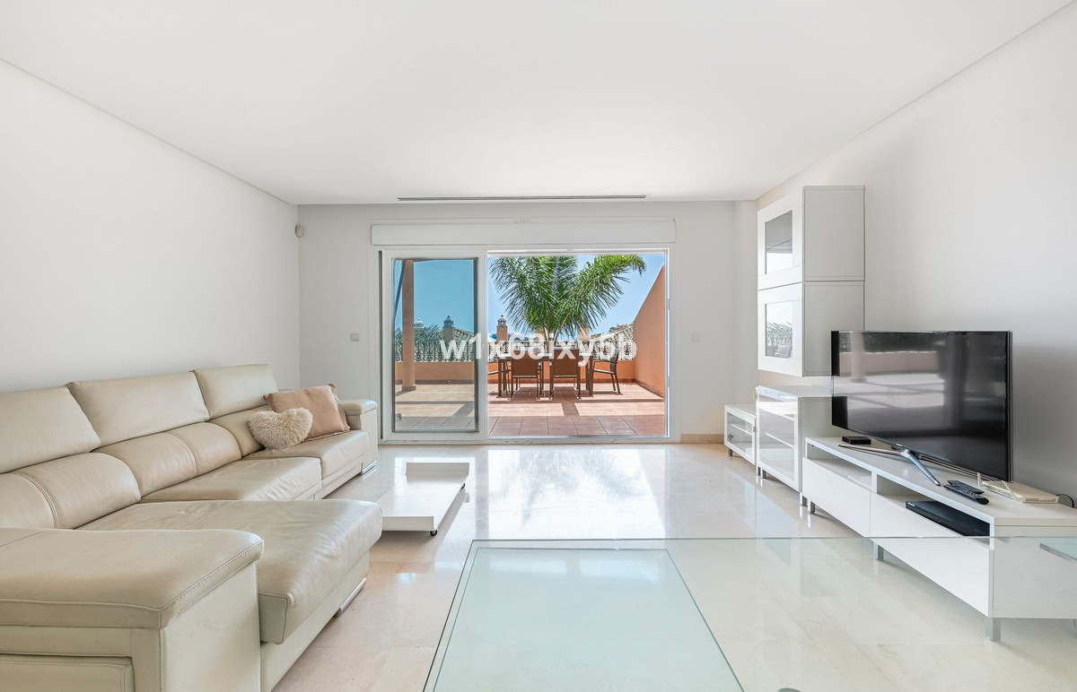 Apartment in Nueva Andalucia