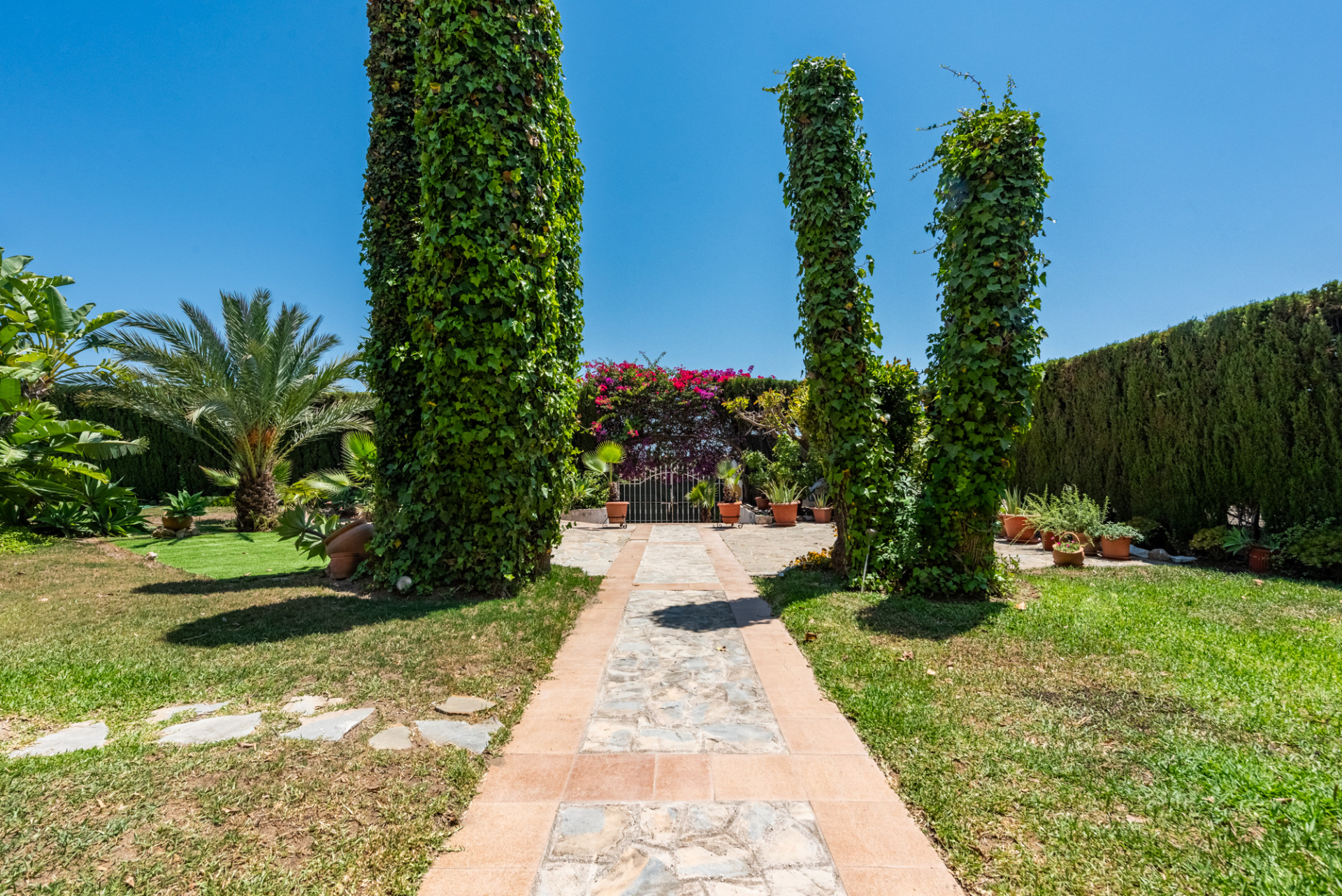 5 Bedroom Villa in Estepona - Foto 30