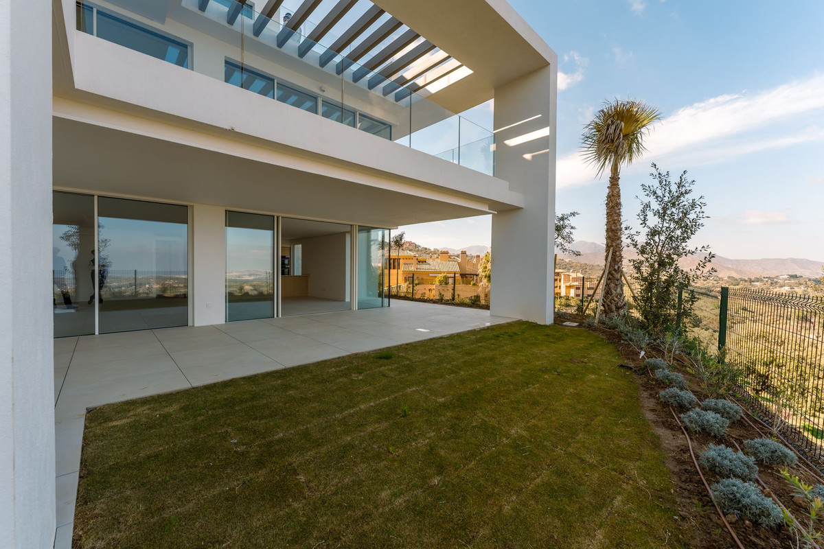 3 Bedroom Apartment in Ojén
