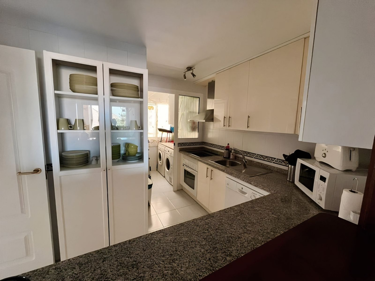 2 Bedroom Apartment in La Duquesa - Foto 18