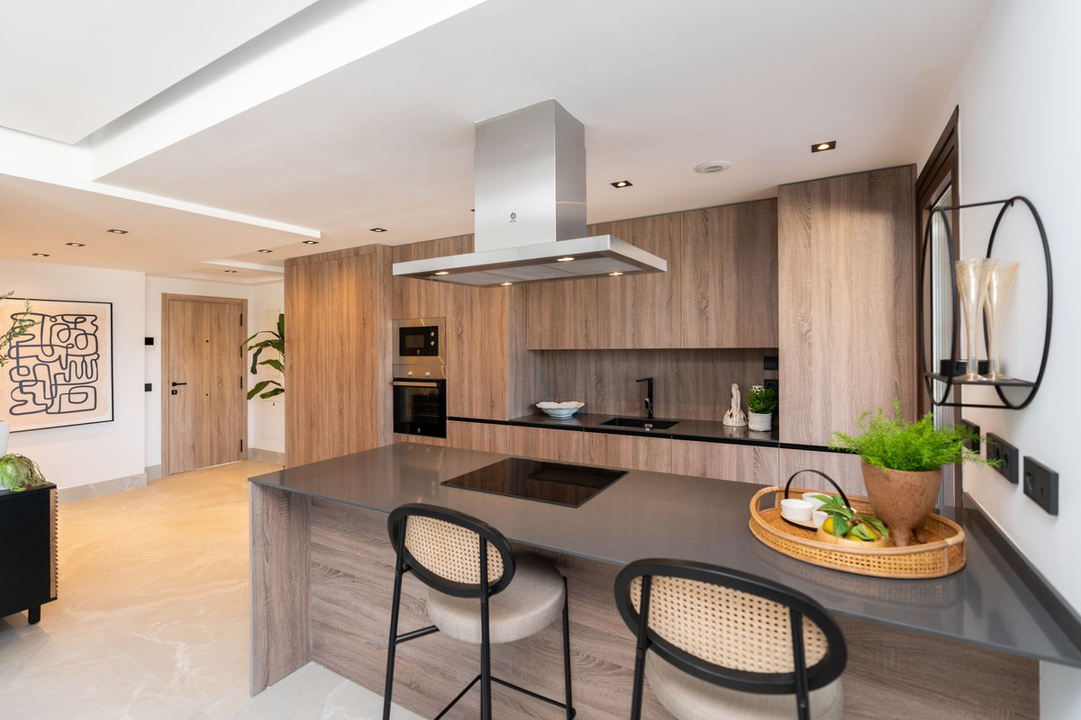 3 Bedroom Penthouse in Istán - Photo 5