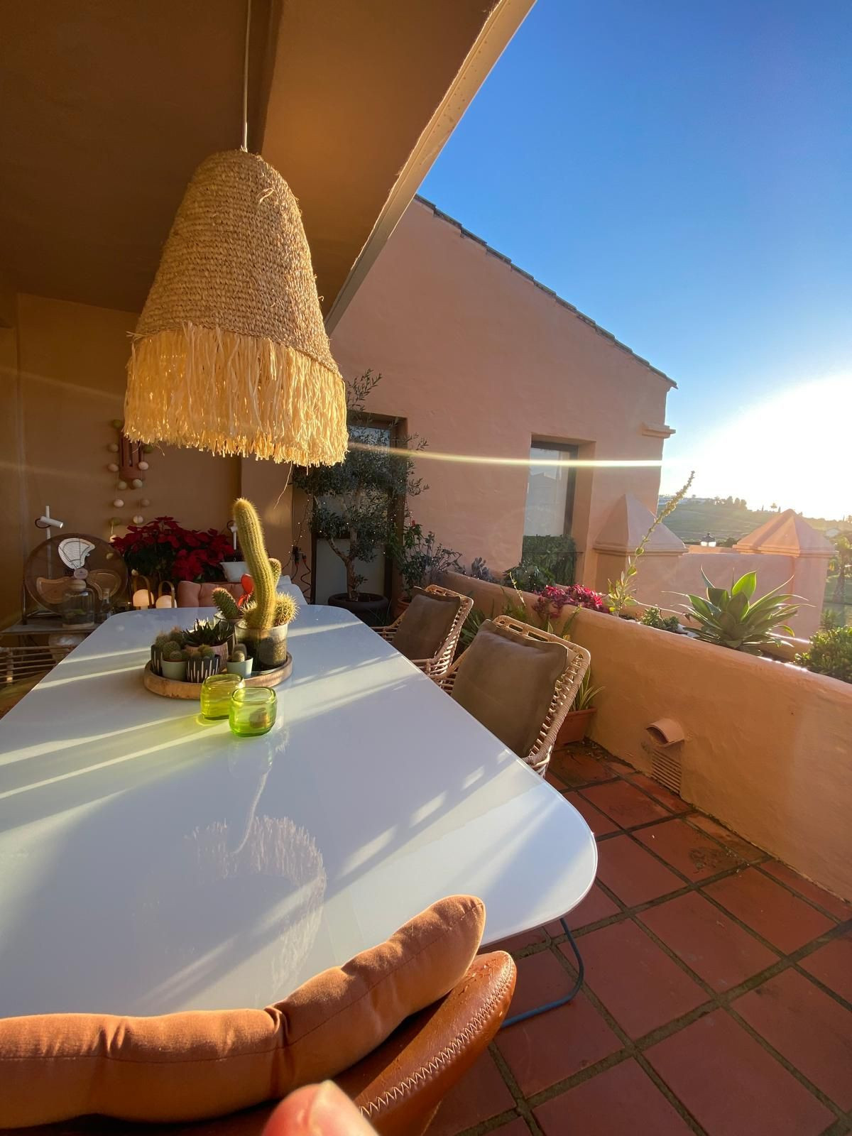 3 Bedroom Penthouse in Estepona - Photo 10
