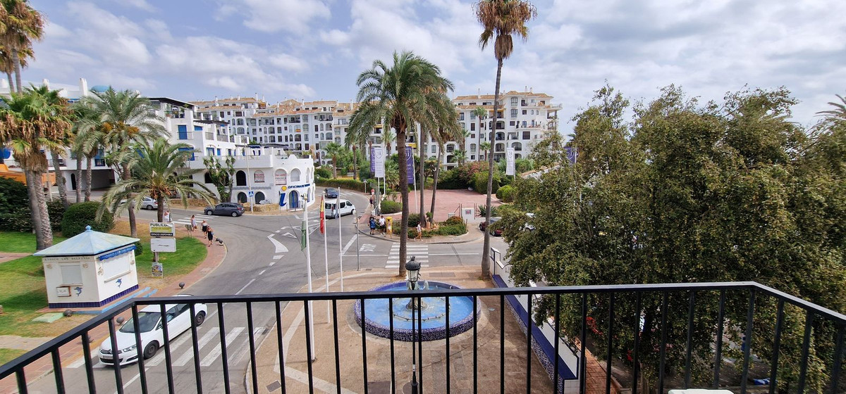 1 Bedroom Apartment in La Duquesa - Foto 14