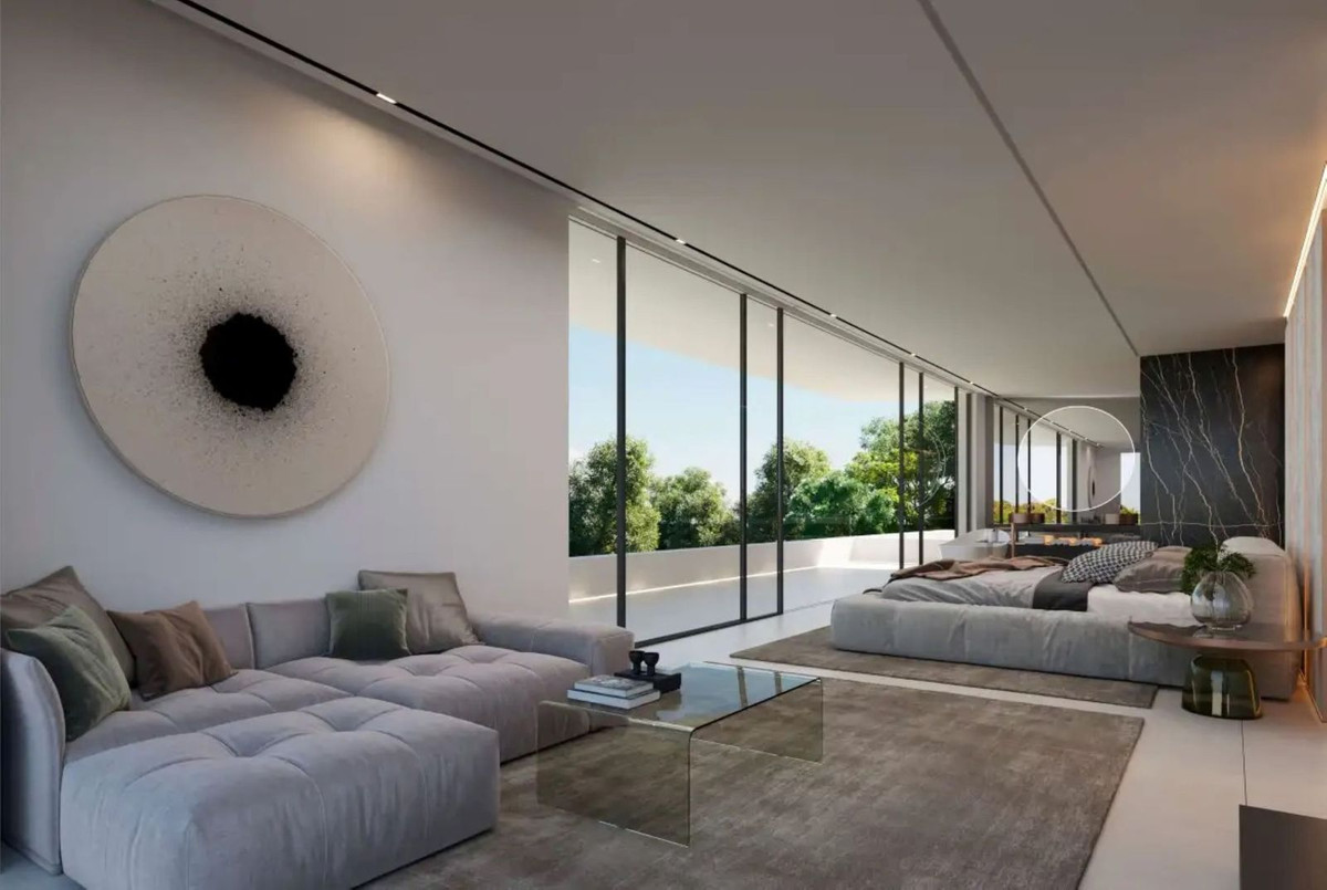 5 Bedroom Villa in Marbella - Photo 6