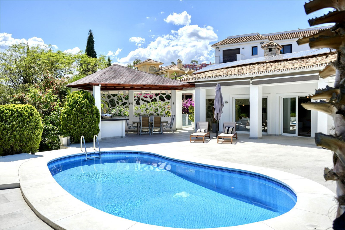 4 Bedroom Villa in Benahavís