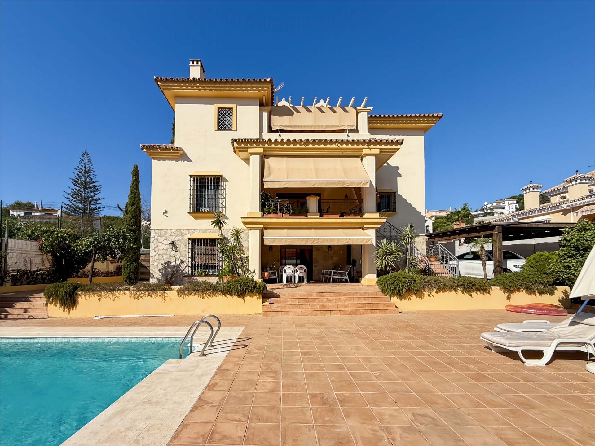 5 Bedroom Villa in Mijas - Photo 3