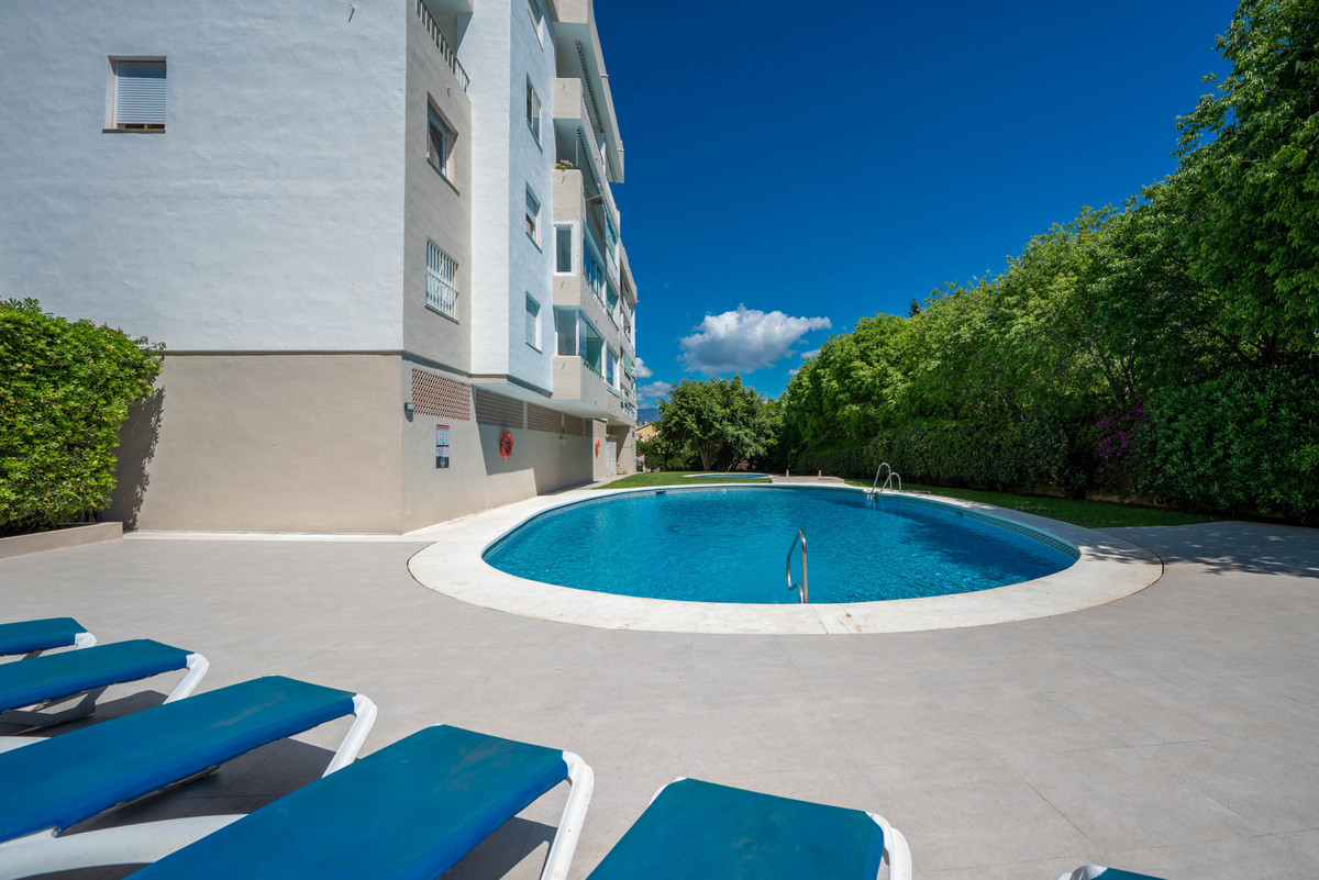 3 Bedroom Apartment in Marbella - Photo 40