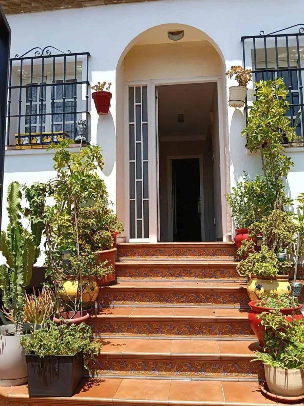 3 Bedroom Townhouse in Torremolinos - Photo 2