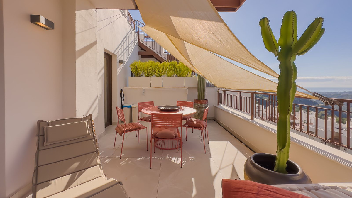 3 Bedroom Penthouse in Istán - Photo 24