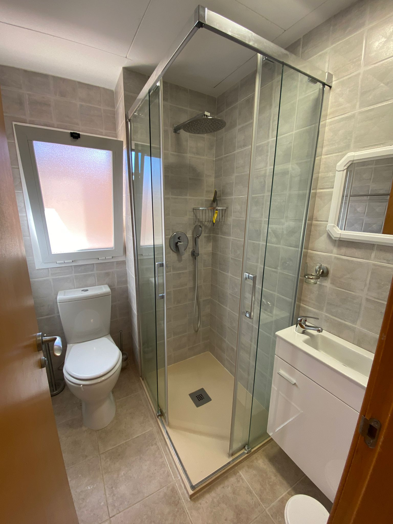 2 Bedroom Penthouse in Casares - Photo 9