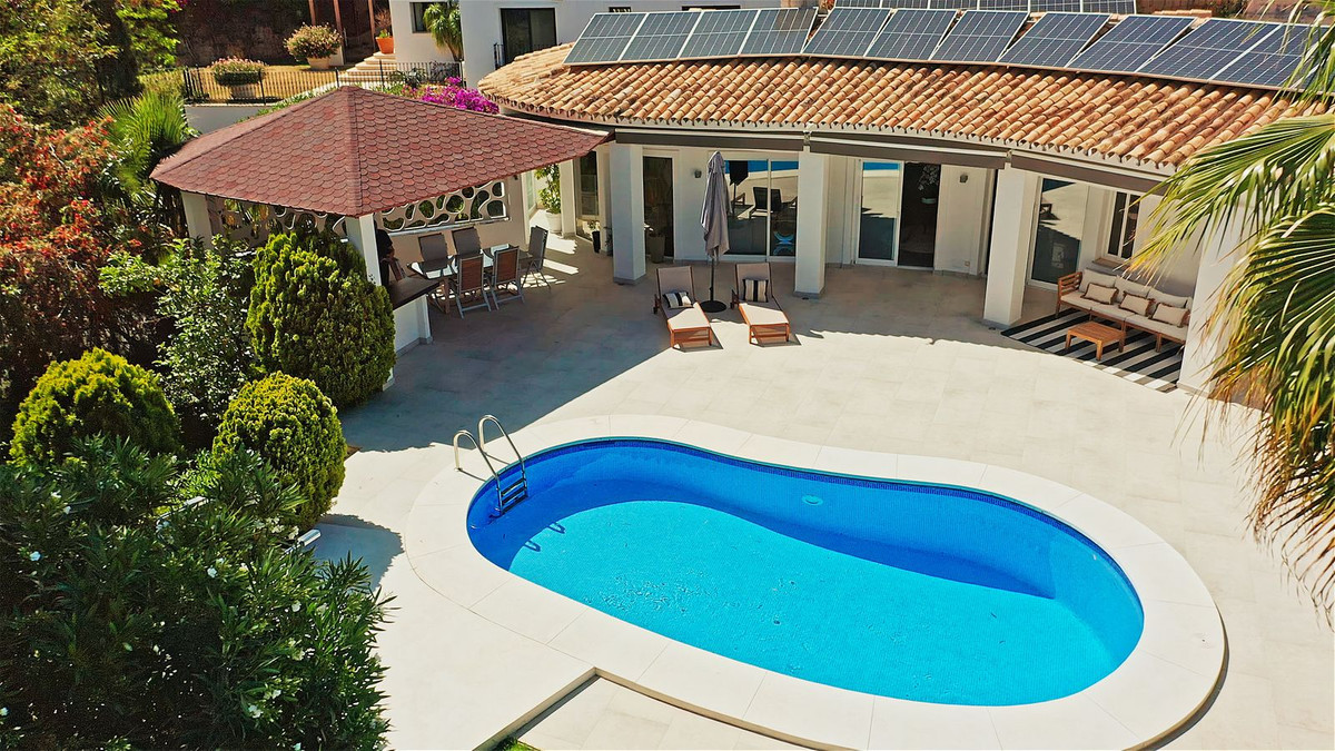 4 Bedroom Villa in Benahavís - Foto 29