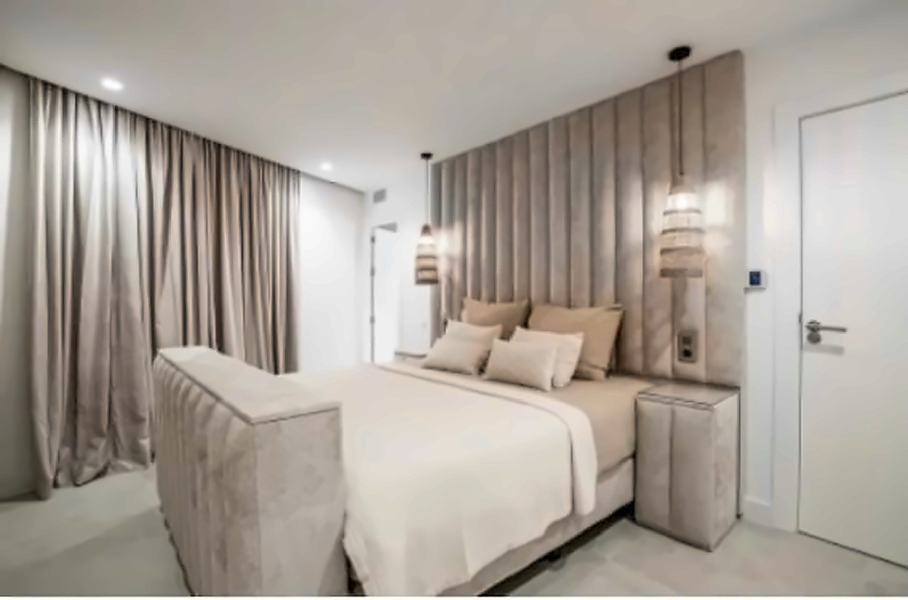 6 Bedroom Villa in Marbella - Photo 13