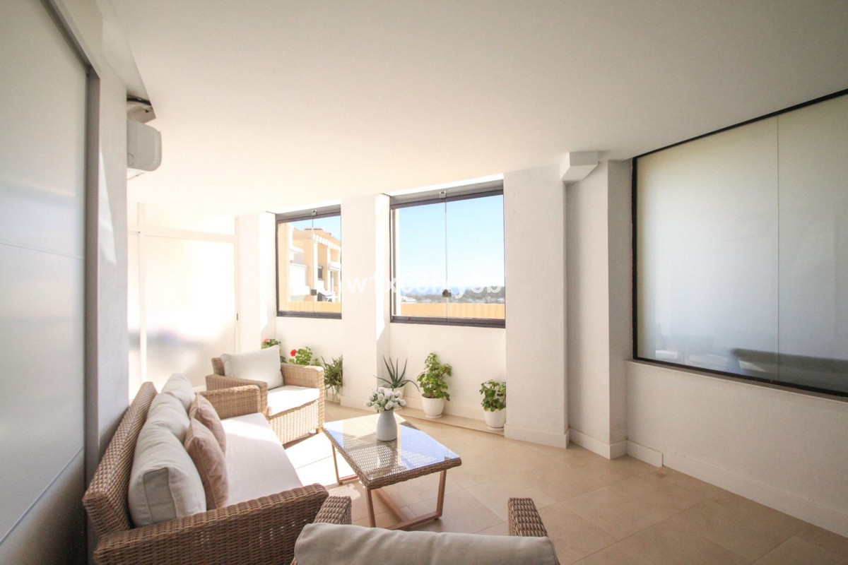 2 Bedroom Apartment in San Pedro de Alcántara - Фото 2