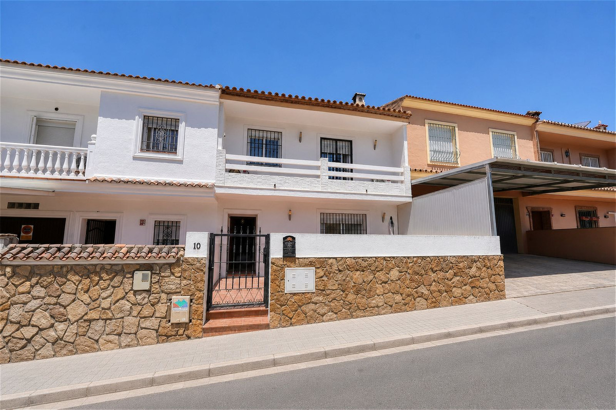3 Bedroom Townhouse in Casares - Photo 19