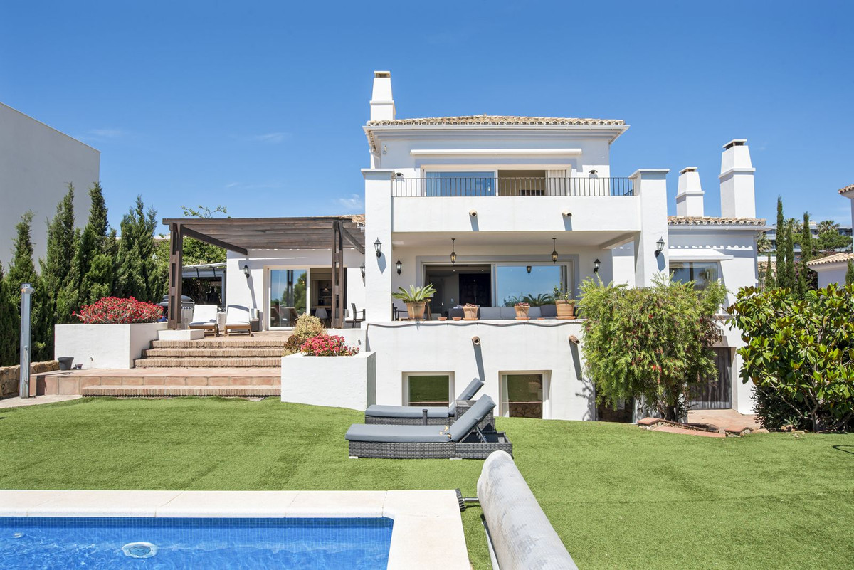 4 Bedroom Villa in Manilva - Photo 31