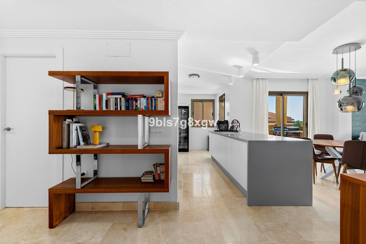3 Bedroom Apartment in Benahavís - Фото 9