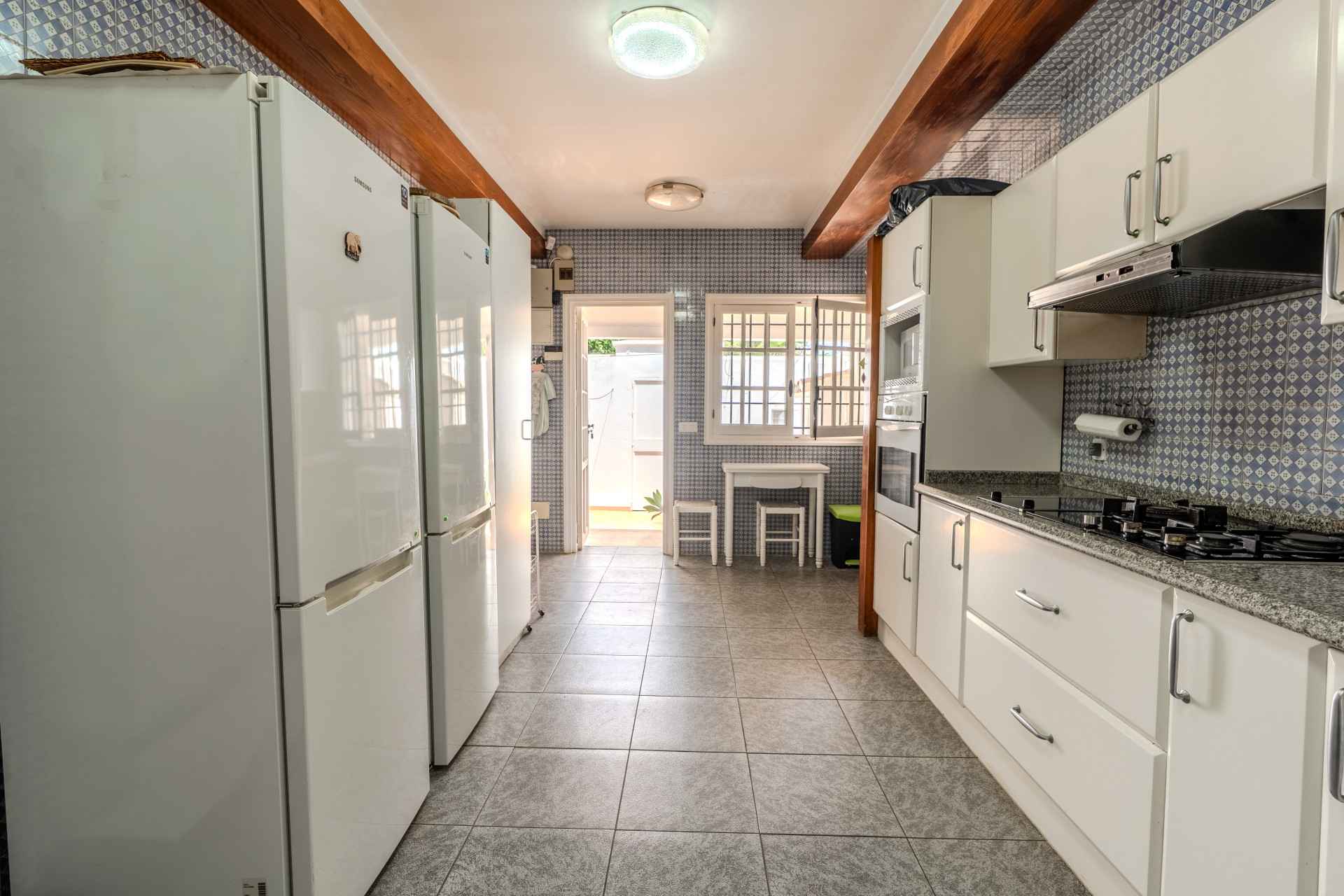 6 Bedroom Villa in Marbella - Photo 5