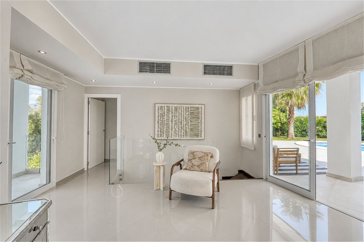4 Bedroom Villa in Benahavís - Foto 38