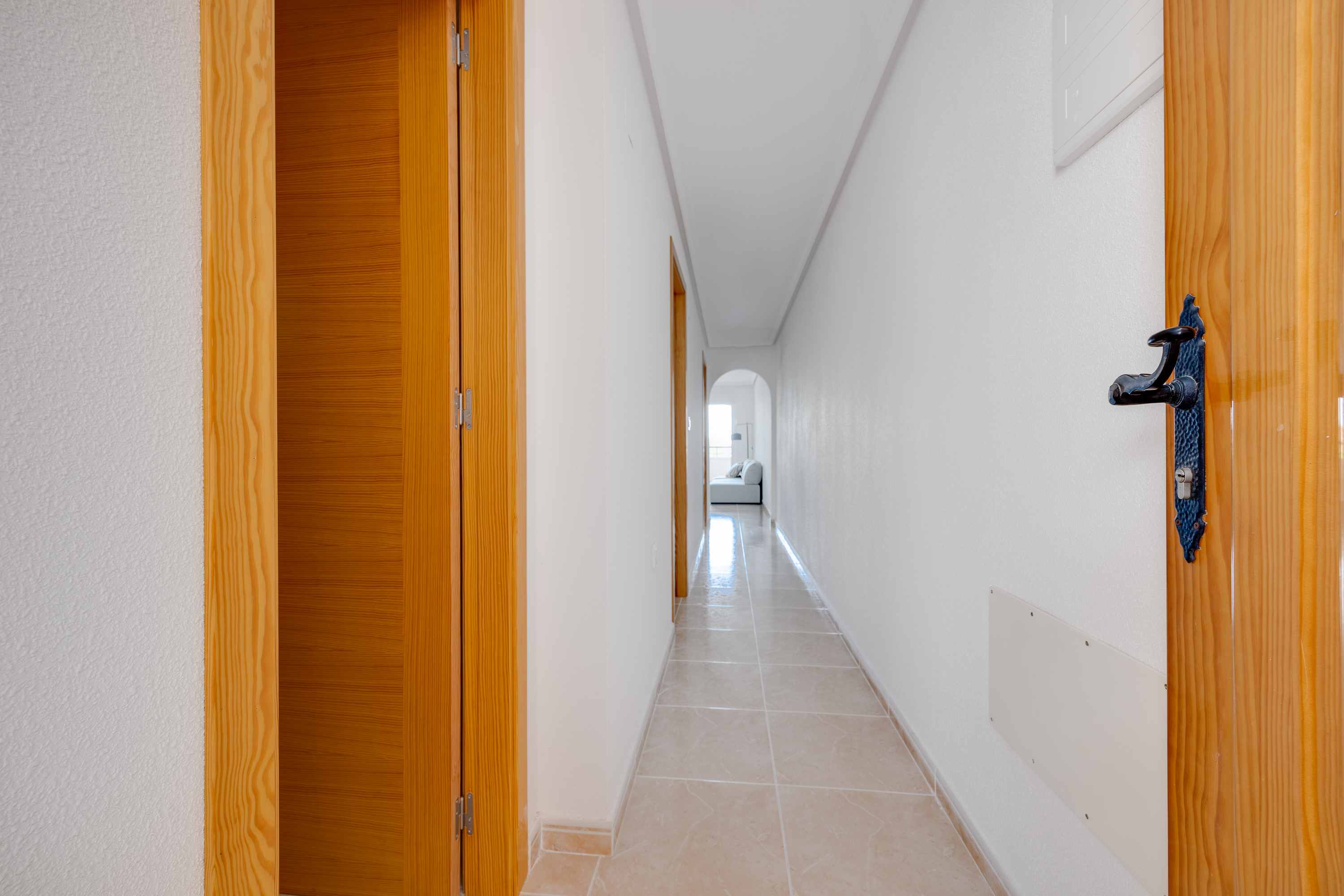 Apartamento com 2 quartos com piscina em Alicante, Espanha – Foto 22