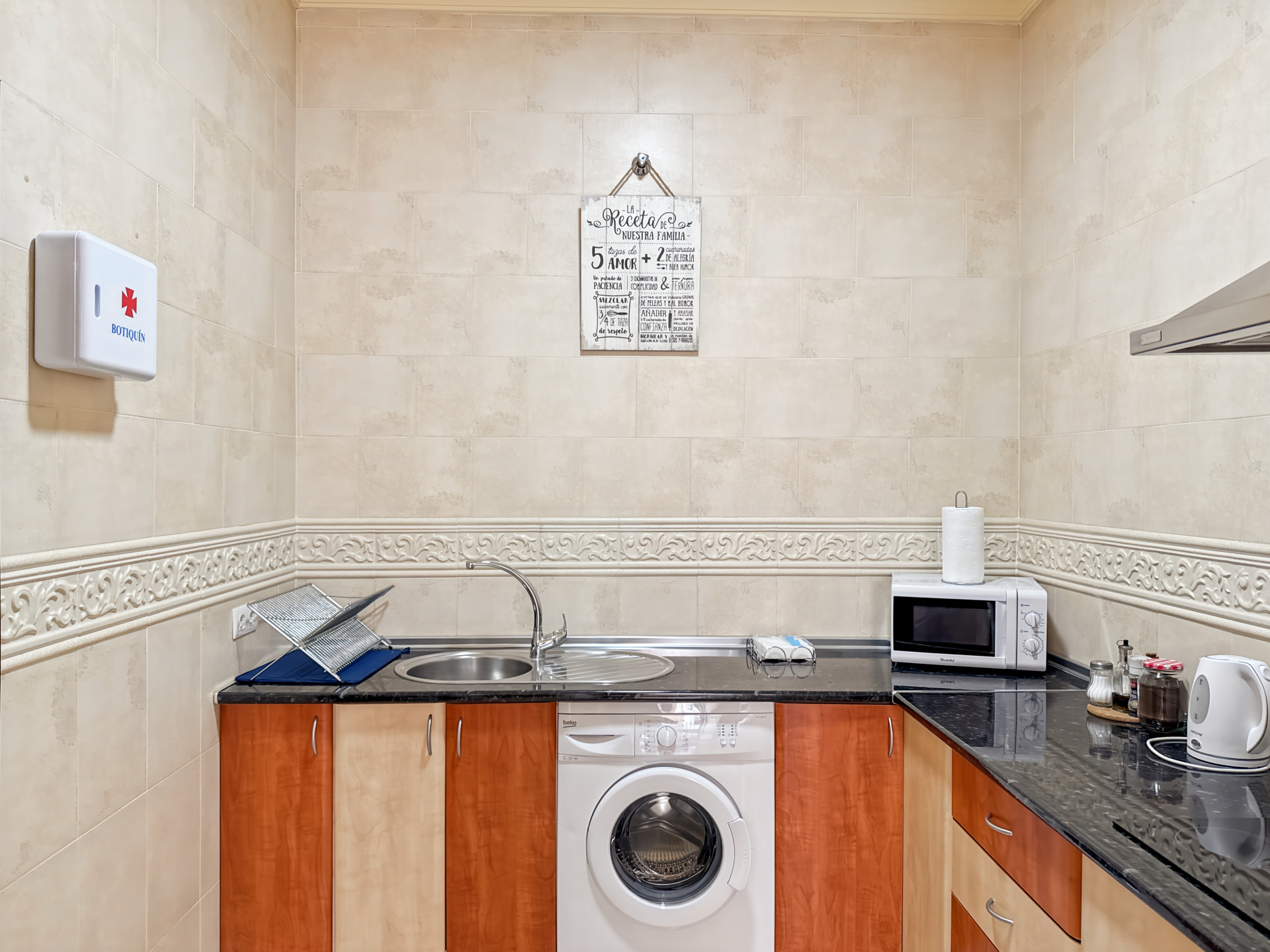 4 Bedroom Apartment in Málaga - Photo 39