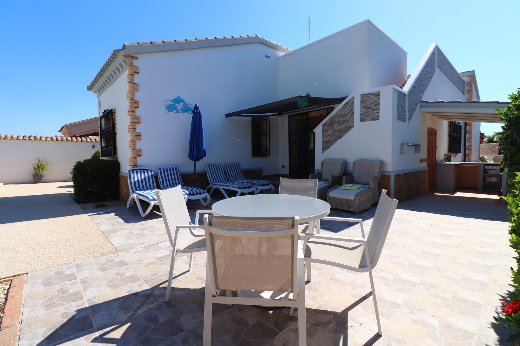 Villa con 3 camere con piscina a Alicante, Spagna – Foto 22