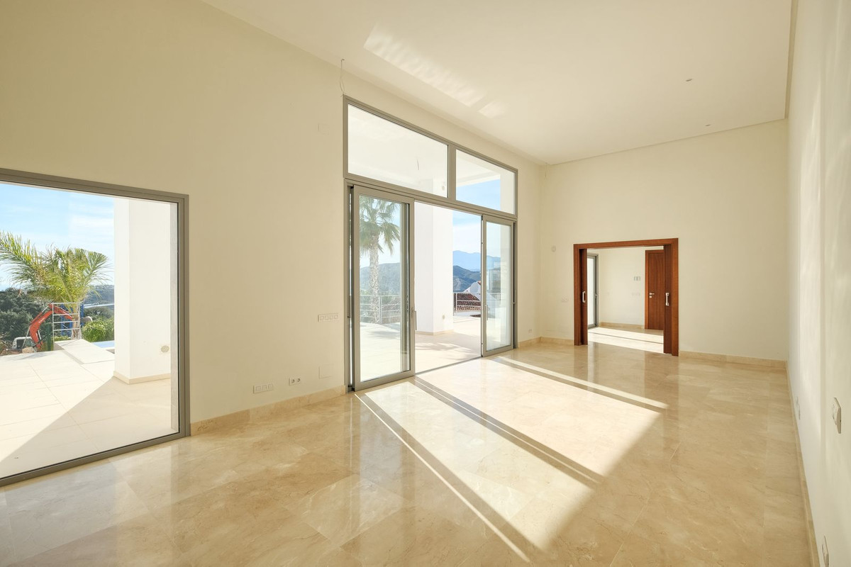 4 Bedroom Villa in Benahavís - Foto 18
