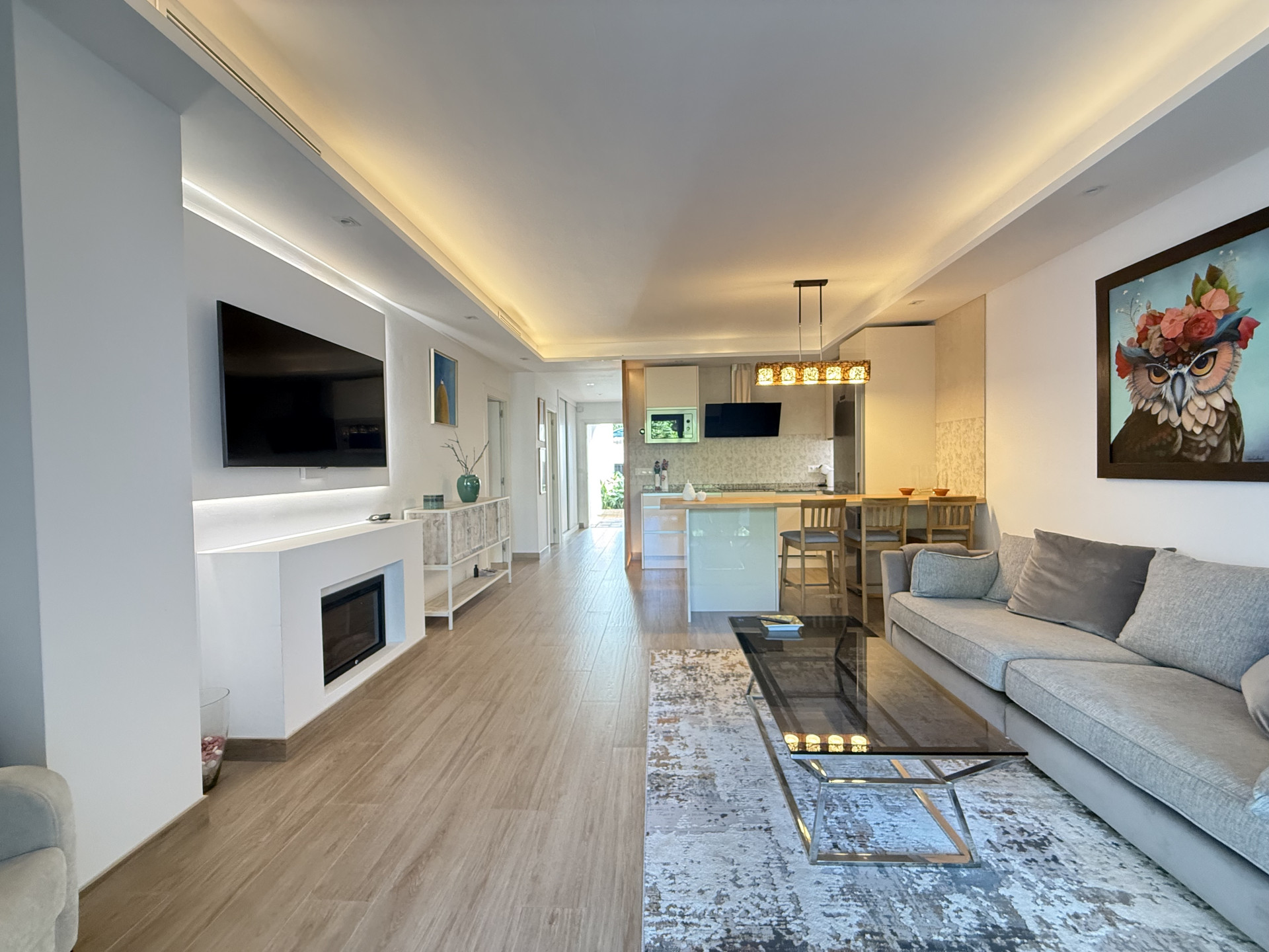2 Bedroom Apartment in Marbella