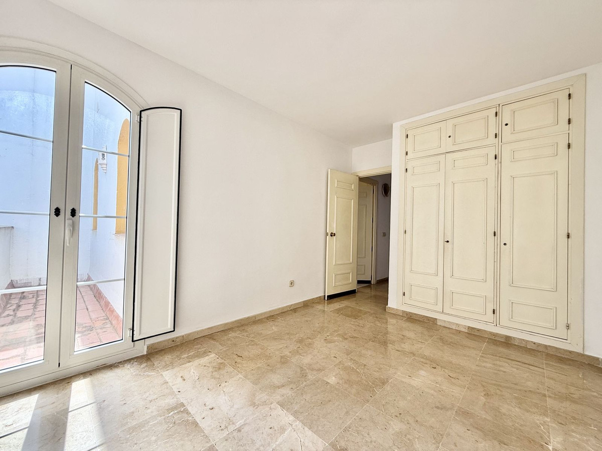 3 Bedroom Townhouse in Marbella - Photo 22